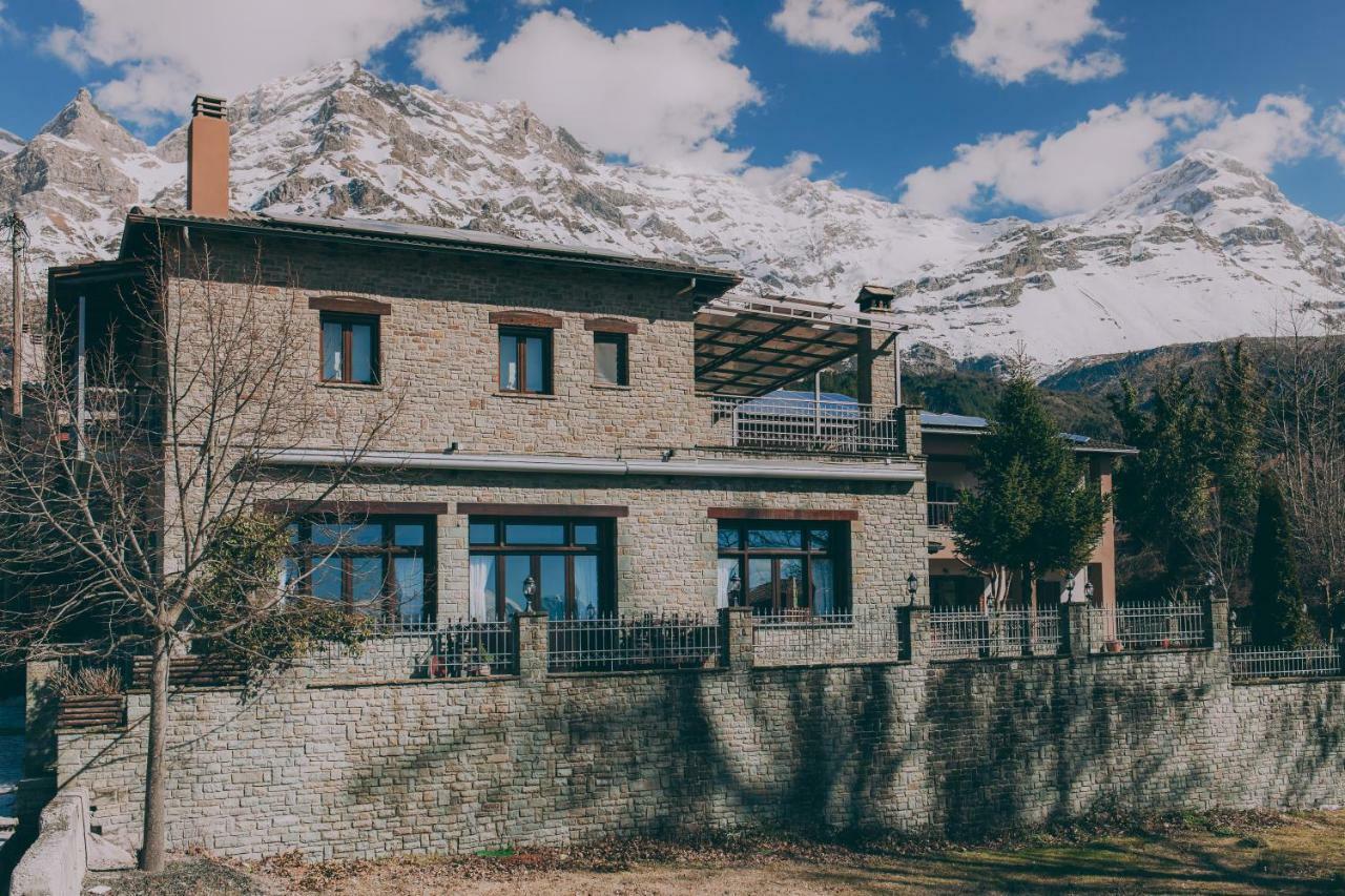 Etheres Tzoumerkon Mountain Resort Katarráktis Exterior foto
