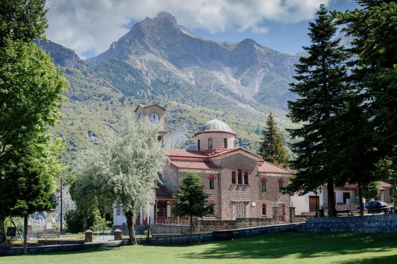 Etheres Tzoumerkon Mountain Resort Katarráktis Exterior foto